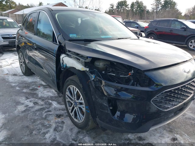 1FMCU9H64NUA32119 Ford ESCAPE SEL