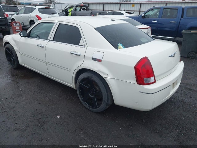 2007 Chrysler 300 Touring მანქანა იყიდება აუქციონზე, vin: 2C3KA53G57H724059, აუქციონის ნომერი: 44020027