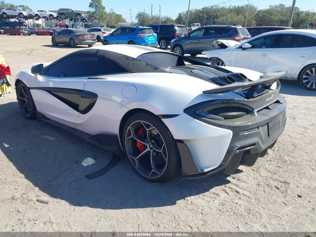 2019 MCLAREN 600LT SBM13RAA5KW006620 Photo 2