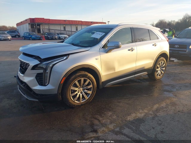 2021 CADILLAC XT4 1GYFZCR44MF084411 Photo 1