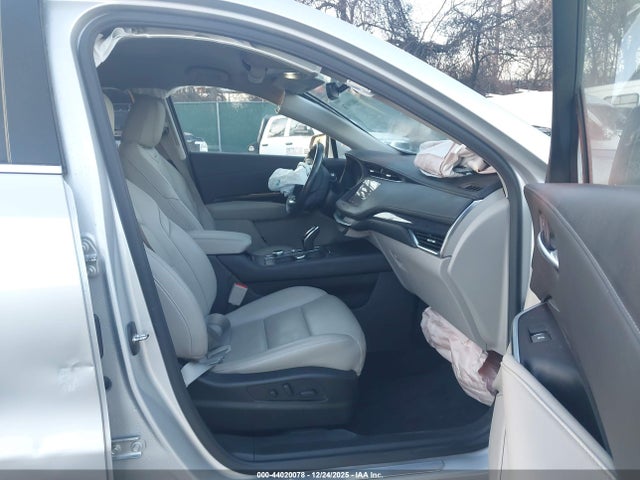 2021 CADILLAC XT4 1GYFZCR44MF084411 Photo 4