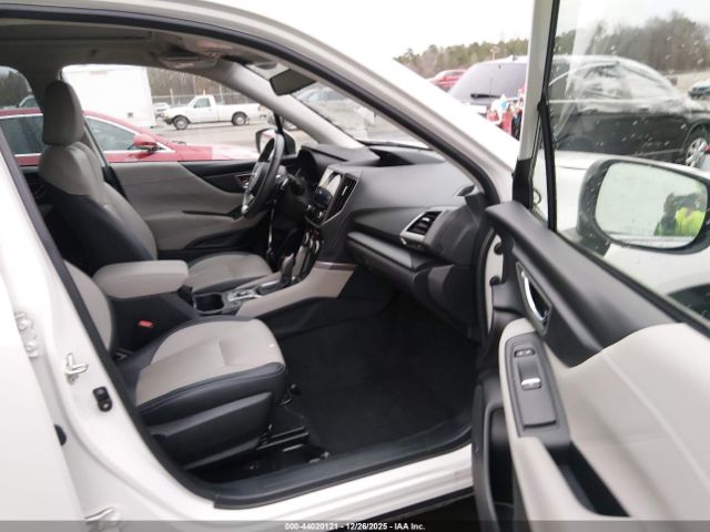 2021 SUBARU FORESTER JF2SKAUC1MH538115 Photo 4