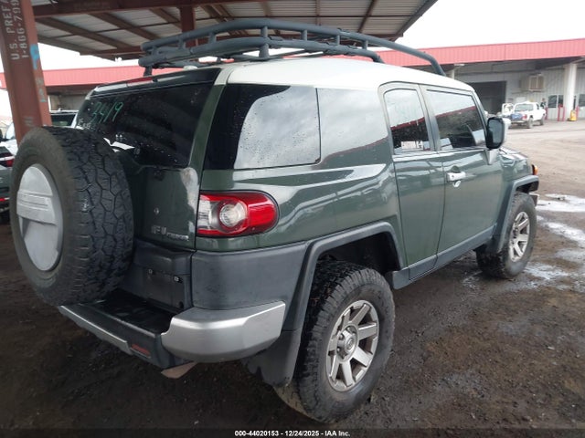 2014 TOYOTA FJ CRUISER JTEBU4BF9EK197893 Photo 3
