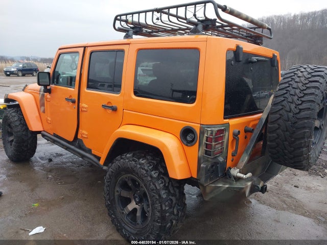 2013 JEEP WRANGLER UNLIMITED 1C4BJWEG7DL503124 Photo 2