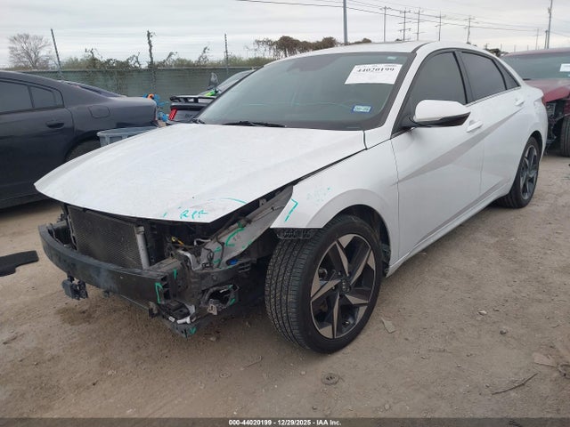 Hyundai Elantra Limited 2021 5NPLP4AG3MH028542 Image 2