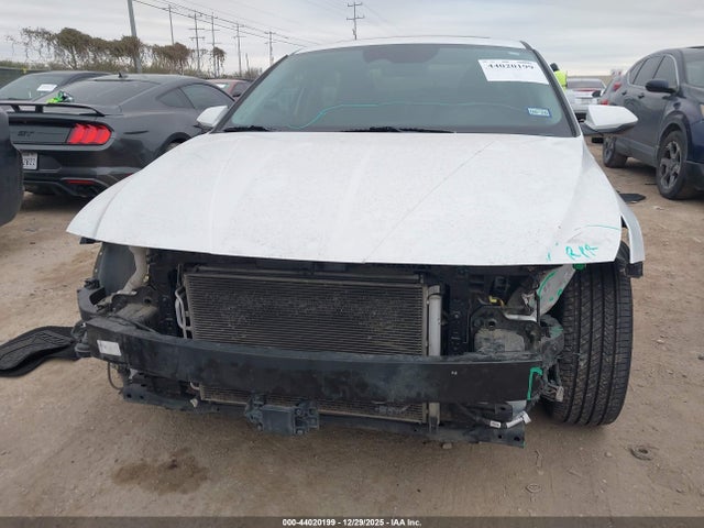 Hyundai Elantra Limited 2021 5NPLP4AG3MH028542 Image 6