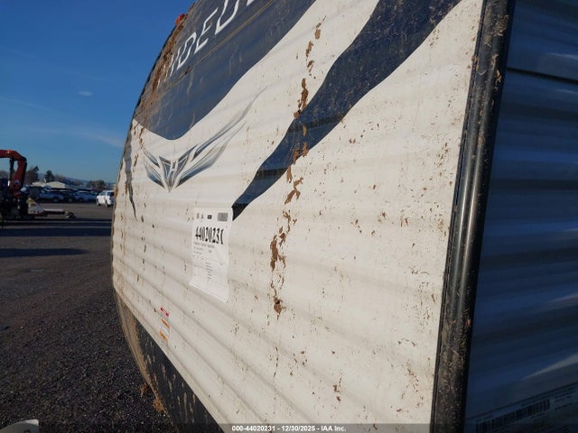4YDT29021L7247663 Keystone Rv Hideout