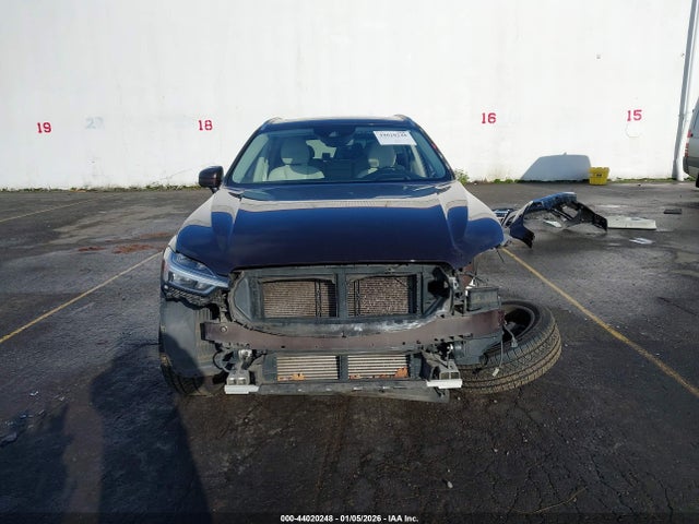 LYVA22RK1JB077446 Volvo Xc60 T6 Momentum