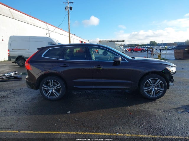 LYVA22RK1JB077446 Volvo Xc60 T6 Momentum
