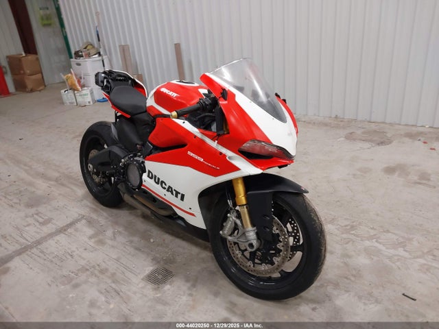 2018 DUCATI SUPERBIKE ZDM14B1W0JB008035
