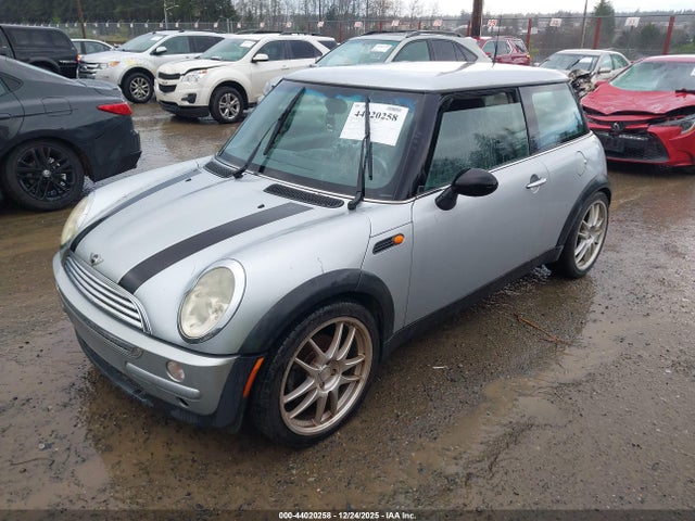 2004 MINI COOPER WMWRC33464TJ53904 Photo 1