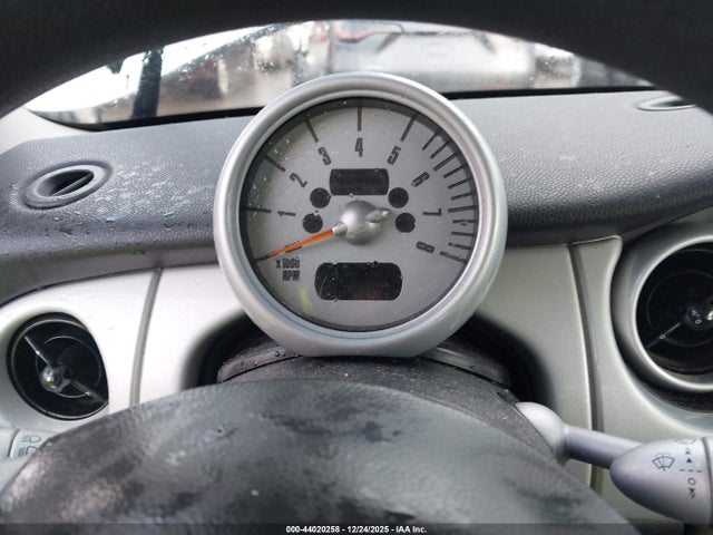 2004 MINI COOPER WMWRC33464TJ53904 Photo 6