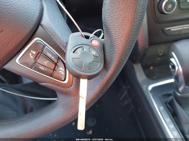 1FMCU0F75KUA18023 Ford ESCAPE S