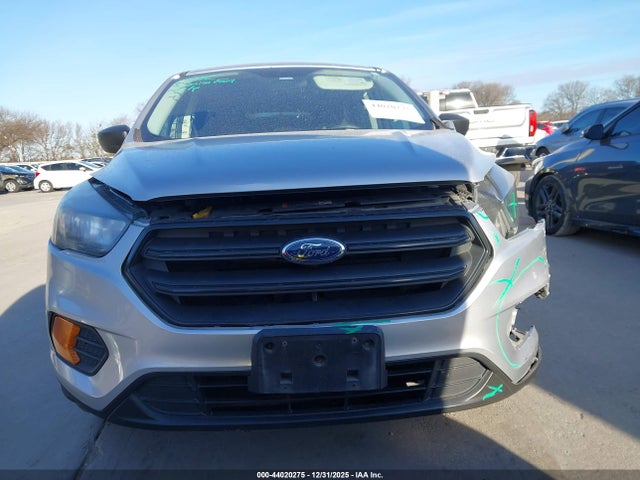 1FMCU0F75KUA18023 Ford ESCAPE S