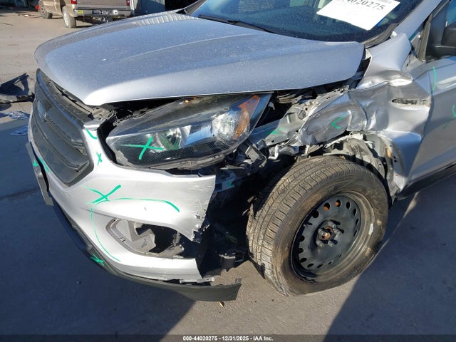 1FMCU0F75KUA18023 Ford ESCAPE S