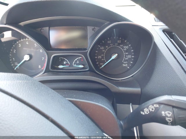 1FMCU0F75KUA18023 Ford ESCAPE S