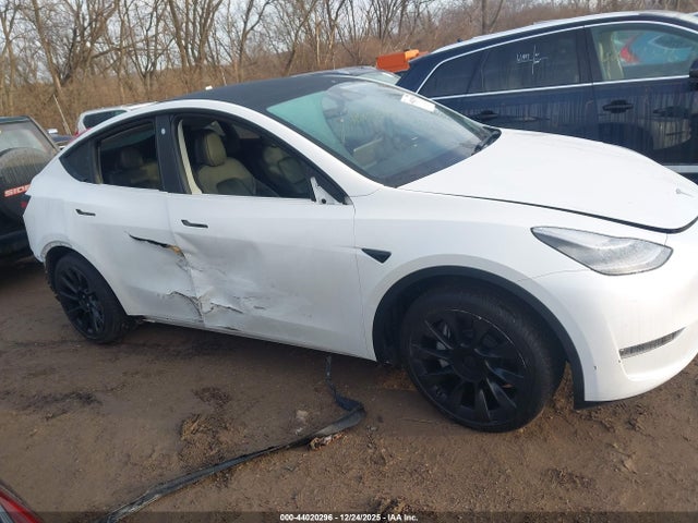7SAYGDEE3PA125693 Tesla Model Y Awd/long Range Dual Motor All-wheel Drive
