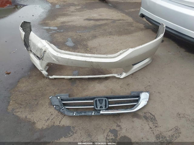 1HGCR2F38FA046261 Honda ACCORD LX