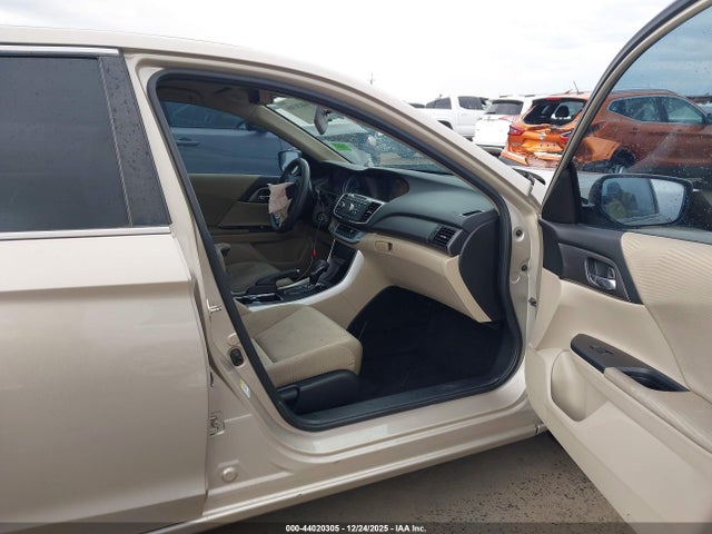 1HGCR2F38FA046261 Honda ACCORD LX