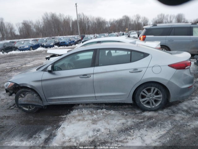 Aukcja sprzedaży 2017 Hyundai Elantra Value Edition, vin: 5NPD84LFXHH165036, numer aukcji: 44020357