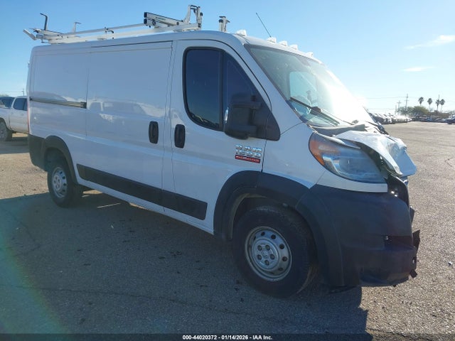 2019 Ram Promaster 1500 Low Roof 136 Wb მანქანა იყიდება აუქციონზე, vin: 3C6TRVAG2KE532654, აუქციონის ნომერი: 44020372