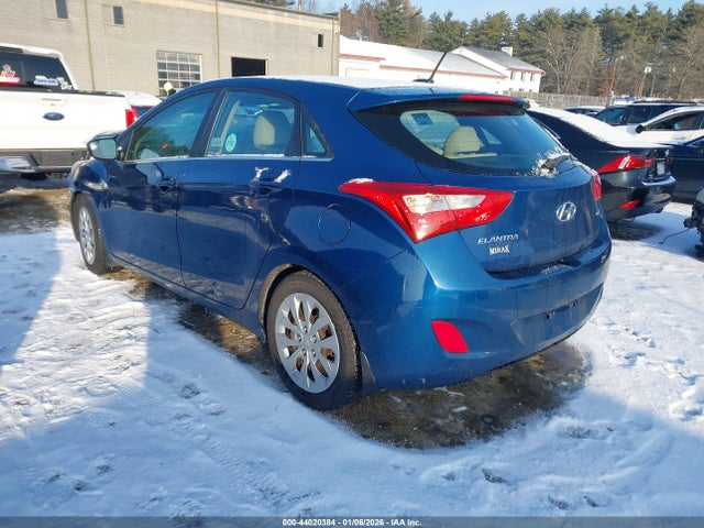 KMHD35LH3GU303912 Hyundai ELANTRA GT