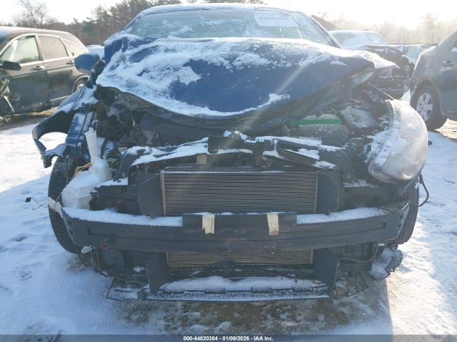 KMHD35LH3GU303912 Hyundai ELANTRA GT