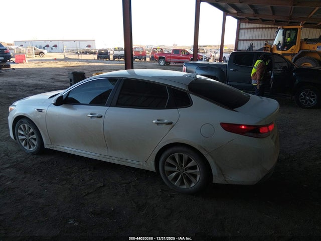 5XXGT4L36JG271003 KIA Optima Lx