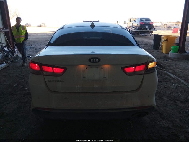 5XXGT4L36JG271003 KIA Optima Lx