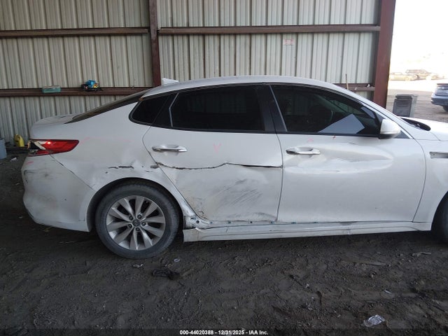 5XXGT4L36JG271003 KIA Optima Lx