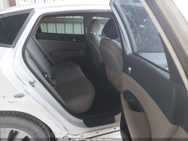 5XXGT4L36JG271003 KIA Optima Lx