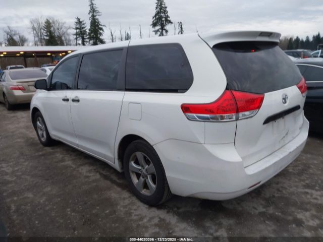 2012 TOYOTA SIENNA 5TDKA3DC1CS015992 Photo 2