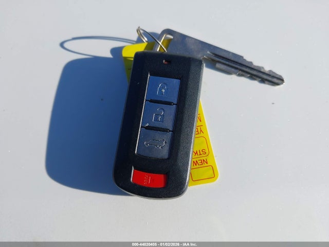 2020 MITSUBISHI OUTLANDER JA4AZ3A38LZ019474 Photo 10