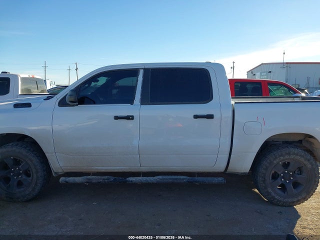 2023 Ram 1500 Tradesman  4x4 5'7 Box მანქანა იყიდება აუქციონზე, vin: 1C6RRFGG2PN695167, აუქციონის ნომერი: 44020425