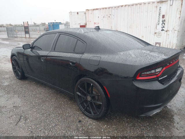 2C3CDXHG5GH265468 Dodge Charger Sxt