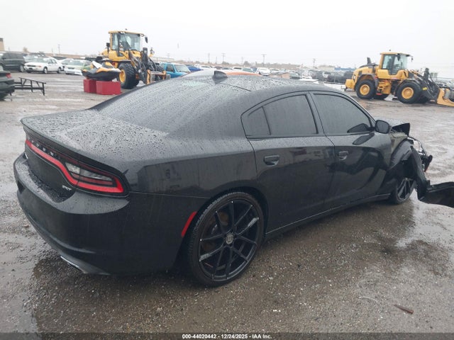 2C3CDXHG5GH265468 Dodge Charger Sxt
