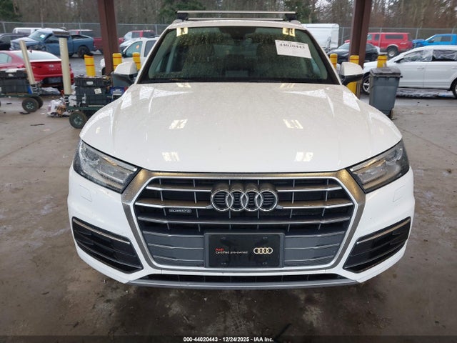 WA1ANAFY9J2026461 Audi Q5 2.0t Premium/2.0t Tech Premium