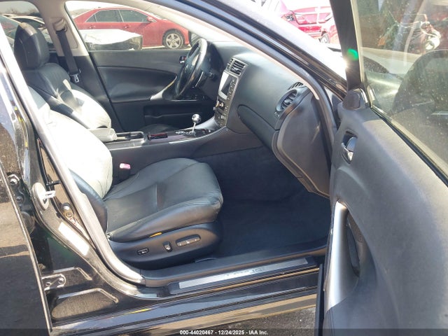 2007 LEXUS IS 350 JTHBE262675016911 Photo 4