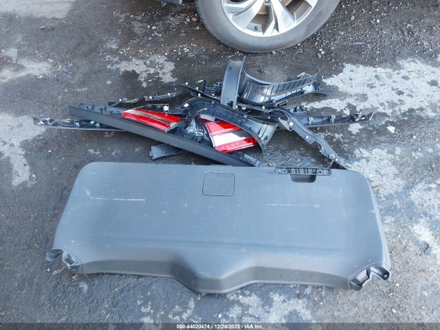 4S4WMAFD1L3406818 Subaru Ascent Premium