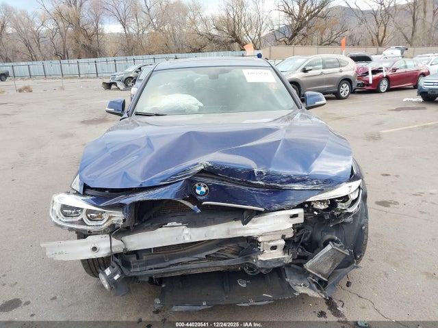 BMW 340i Xdrive 2016 WBA8B7G59GNT95913 Image 12