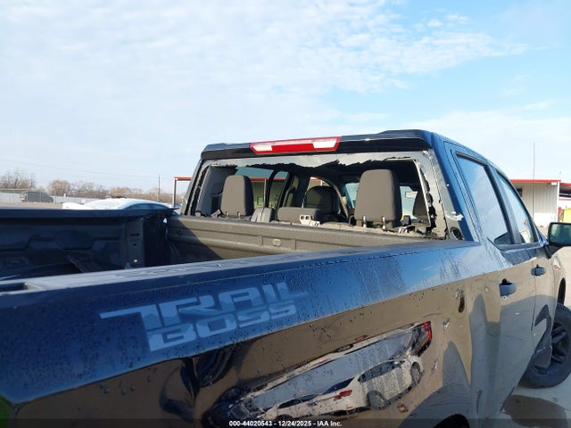 3GCUKCE85SG240798 Chevrolet Silverado 1500 4wd Short Bed Custom Trail Boss