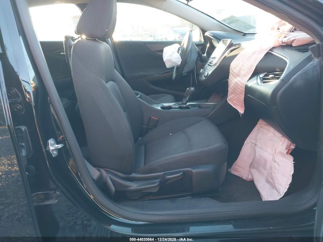 1G1ZD5ST0LF045045 Chevrolet Malibu Fwd Lt