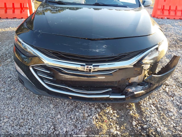 1G1ZD5ST0LF045045 Chevrolet Malibu Fwd Lt