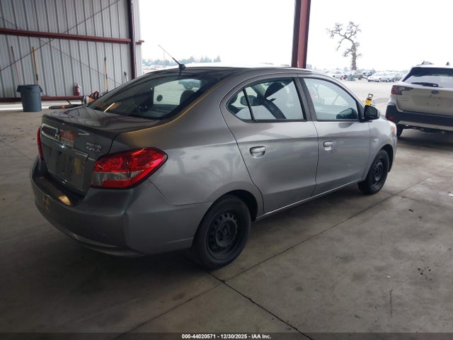 2018 MITSUBISHI MIRAGE G4 ML32F3FJ4JHF04634 Photo 3