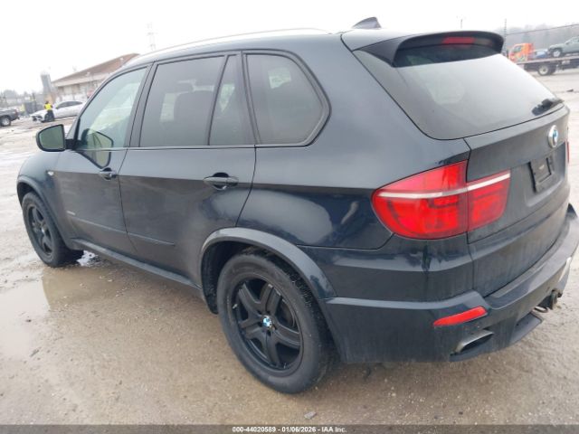 2013 BMW X5 5UXZV8C52D0C15871 Photo 2