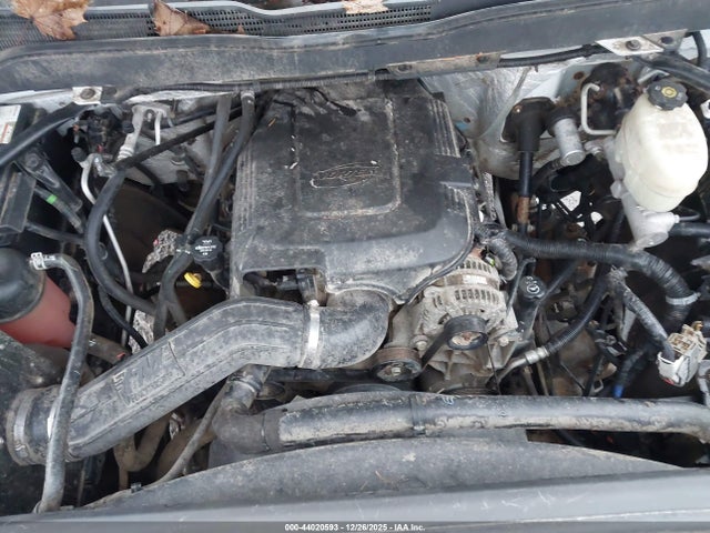 1GC1KVEG1JF127887 Chevrolet Silverado 2500hd Lt