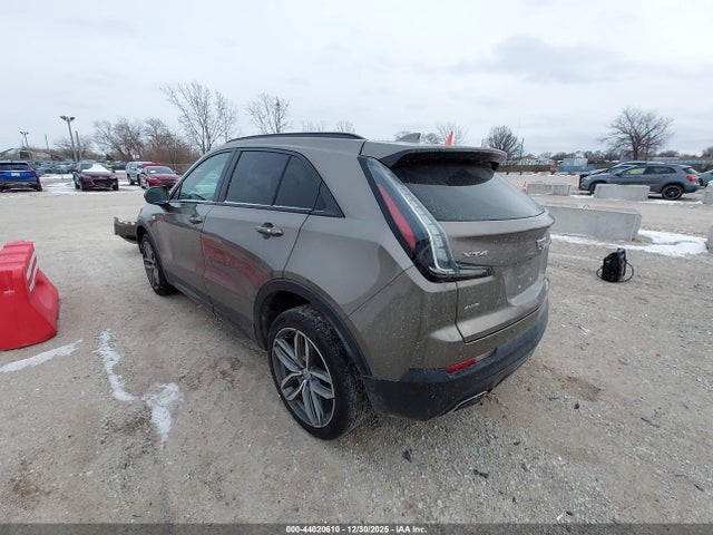 2020 Cadillac Xt4 Awd Sport მანქანა იყიდება აუქციონზე, vin: 1GYFZFR41LF135962, აუქციონის ნომერი: 44020610