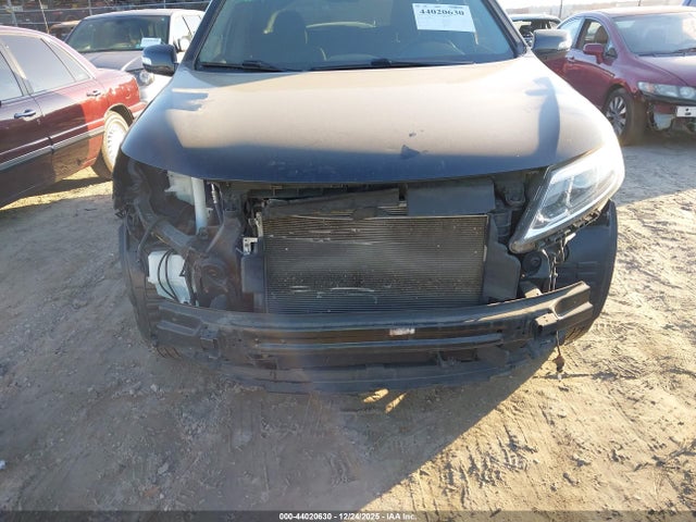 5XYKTDA77FG602657 KIA Sorento Lx V6