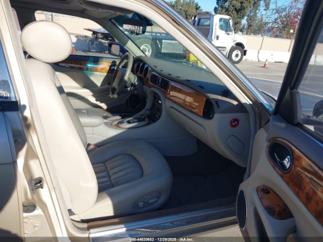 2003 JAGUAR XJ SAJDA14C63LF55325 Photo 4