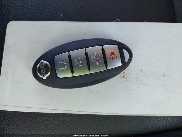3N1CP5CU4KL513572 Nissan KICKS SR